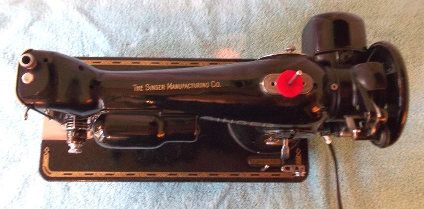 Singer 201 Vintage Sewing Machine